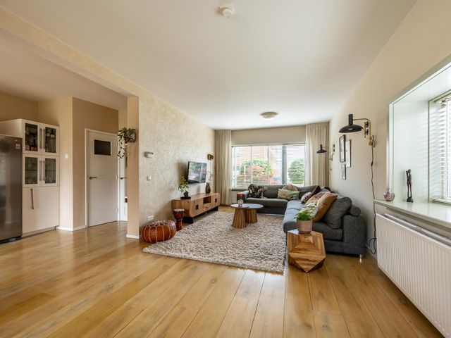 J.C. Beetslaan 90, Hoofddorp