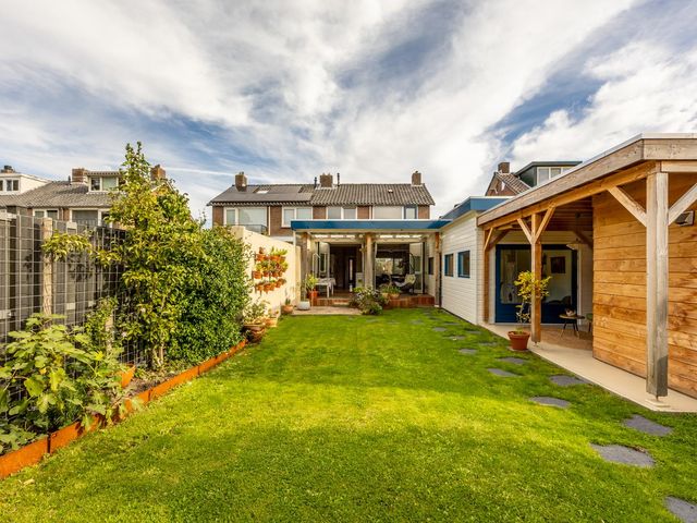 J.C. Beetslaan 90, Hoofddorp