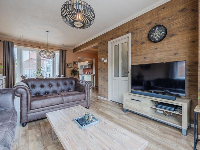 Juliana van Stolbergstraat 18, Terneuzen