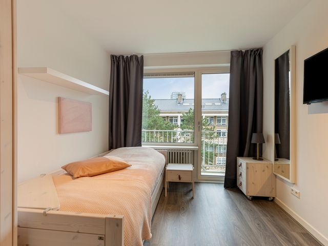 De Savornin Lohmanlaan 77, Den Haag