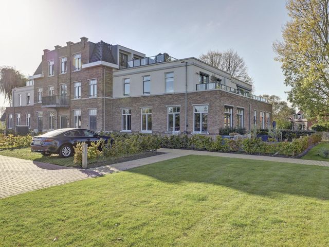 Nazareth 4 10, Wolphaartsdijk