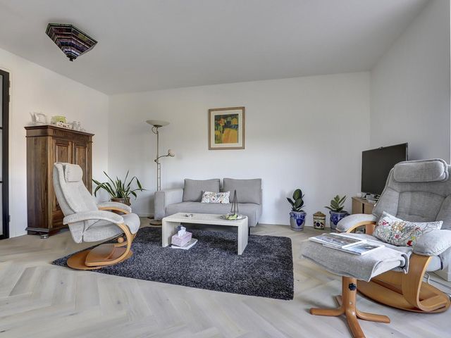 Nazareth 4 10, Wolphaartsdijk