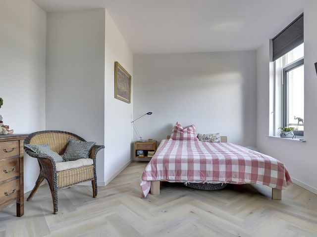 Nazareth 4 10, Wolphaartsdijk