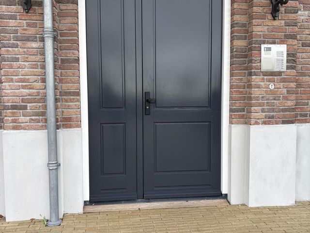 Nazareth 4 10, Wolphaartsdijk