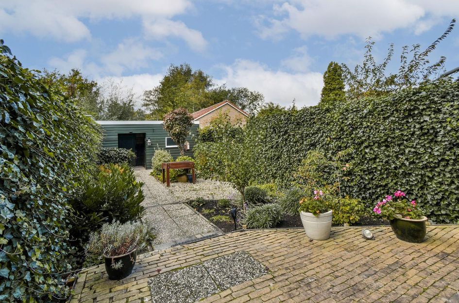 van Henegouwenstraat 14