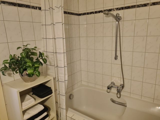 Frankenslag 73B, Den Haag