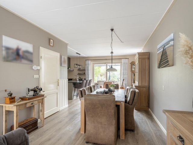 Westpoort 29, Sint-Maartensdijk