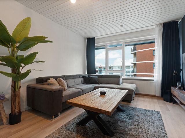 Liesveld 113, Vlaardingen