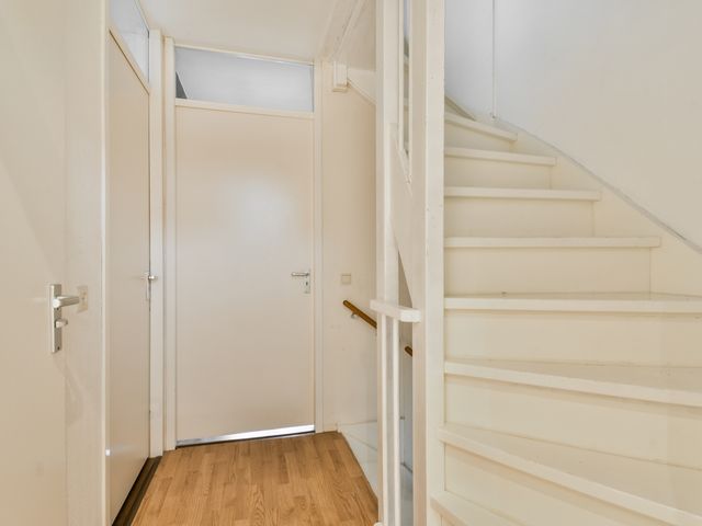 Pieter Johan Tijkenstraat 13, Poortugaal