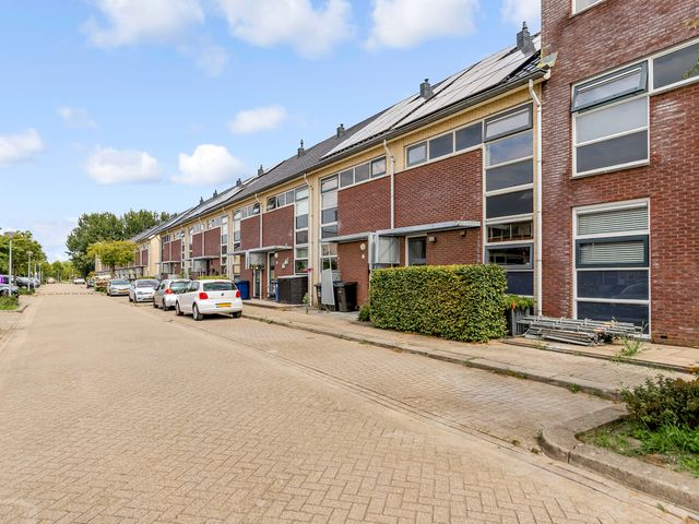 Matho Tongastraat 39, Almere
