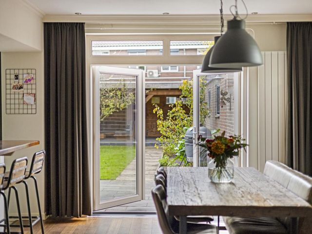 Huijgensstraat 15, Terheijden