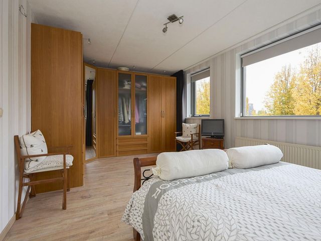 Vossestein 46, Nieuw-Vennep