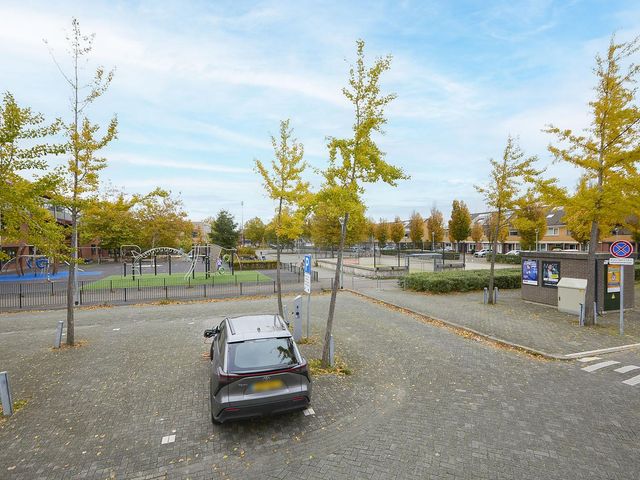 Vossestein 46, Nieuw-Vennep