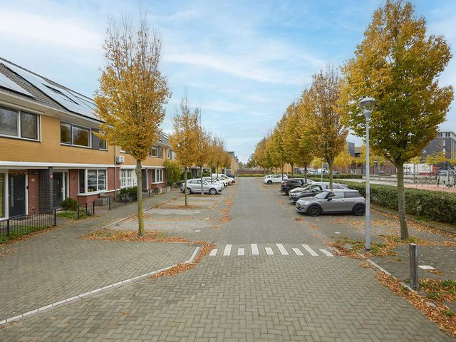 Vossestein 46, Nieuw-Vennep
