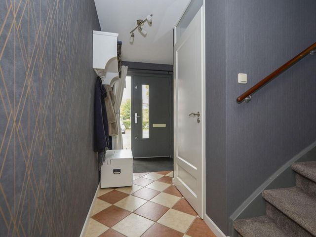 Vossestein 46, Nieuw-Vennep