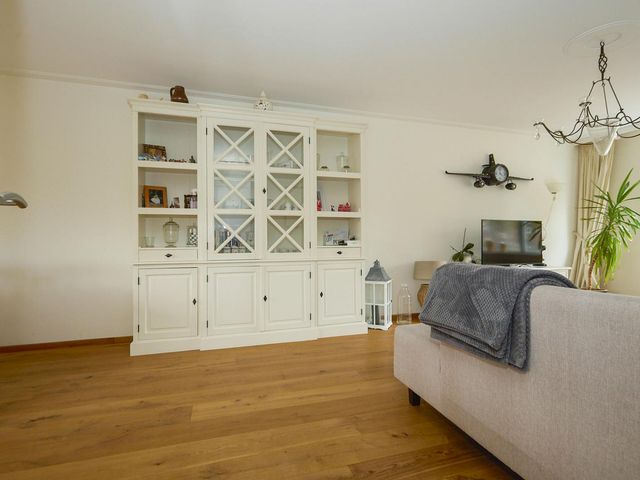 Vossestein 46, Nieuw-Vennep