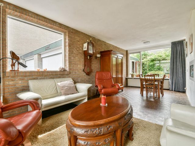 Julianalaan 36, De Rijp