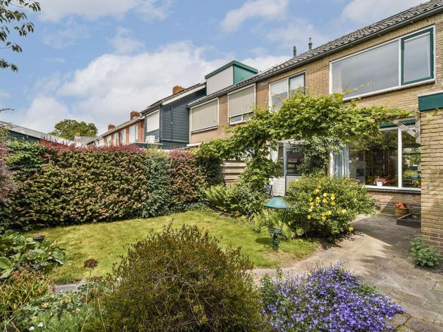 Julianalaan 36, De Rijp