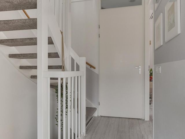 Schoolstraat 12, Strijen