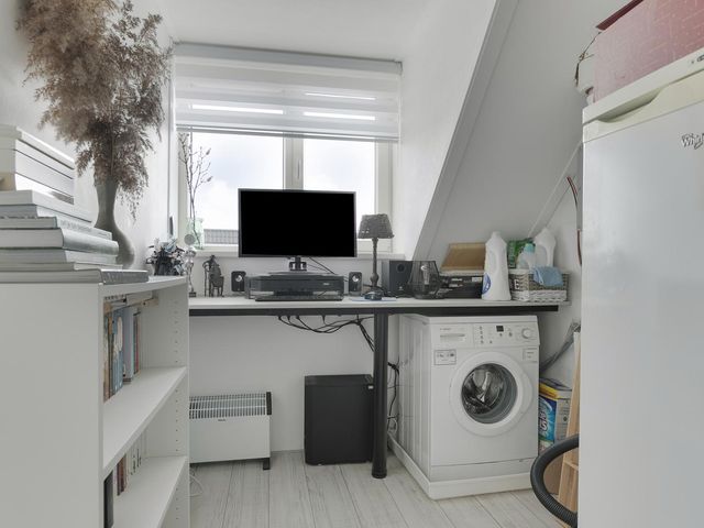 Schoolstraat 12, Strijen