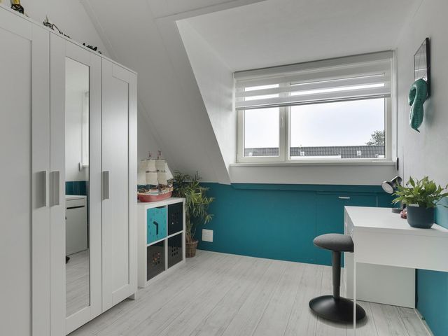 Schoolstraat 12, Strijen