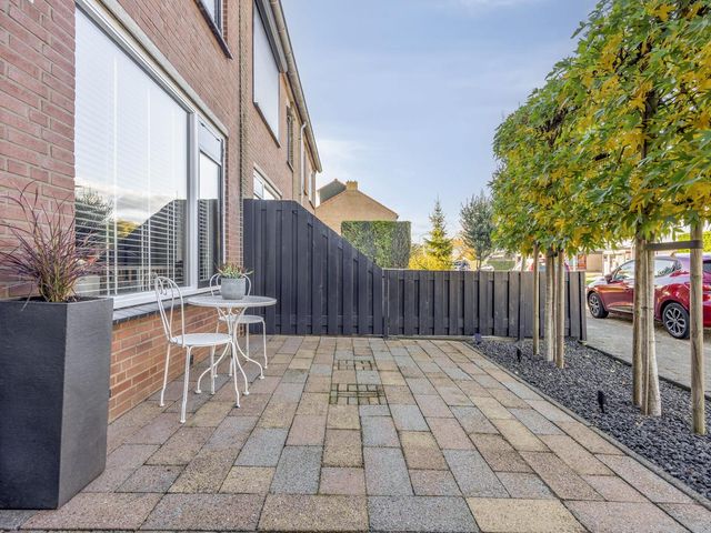 Ridder van Dorplaan 18, Zuid-Beijerland