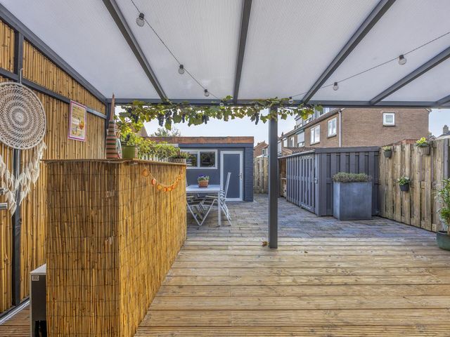 Ridder van Dorplaan 18, Zuid-Beijerland