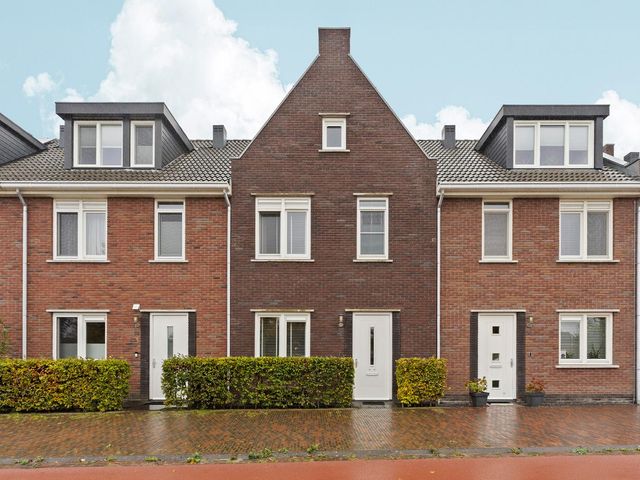 Nobellaan 36, Almere