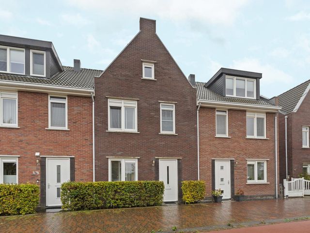 Nobellaan 36, Almere