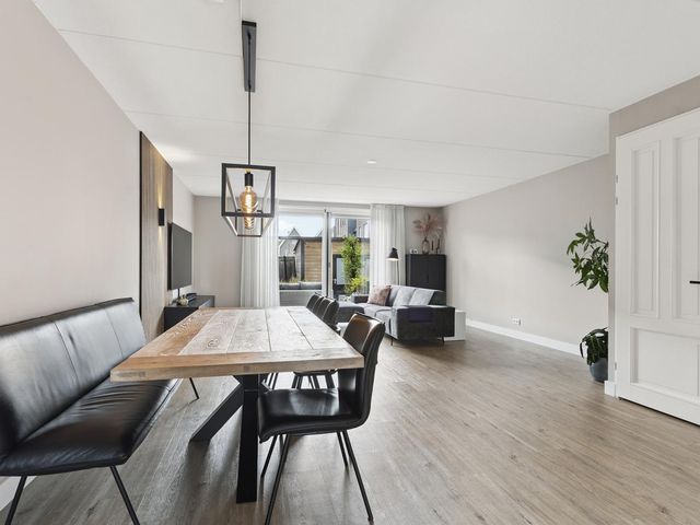 Nobellaan 36, Almere