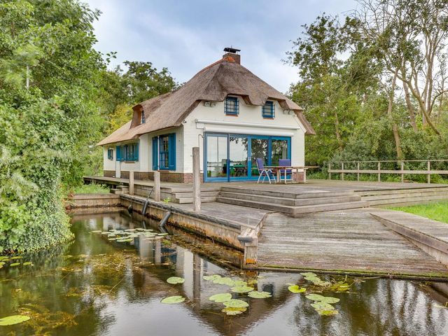 Veneweg 298, Wanneperveen