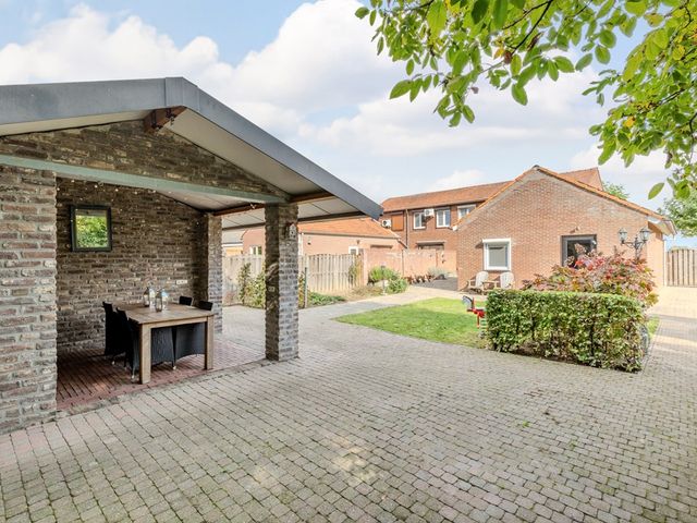 Veldstraat 21, Ohé en Laak