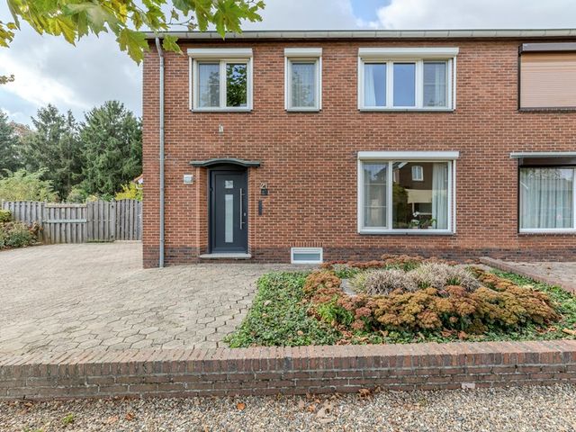 Veldstraat 21, Ohé en Laak