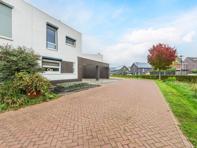 Thaalweg Oost 71, Echt