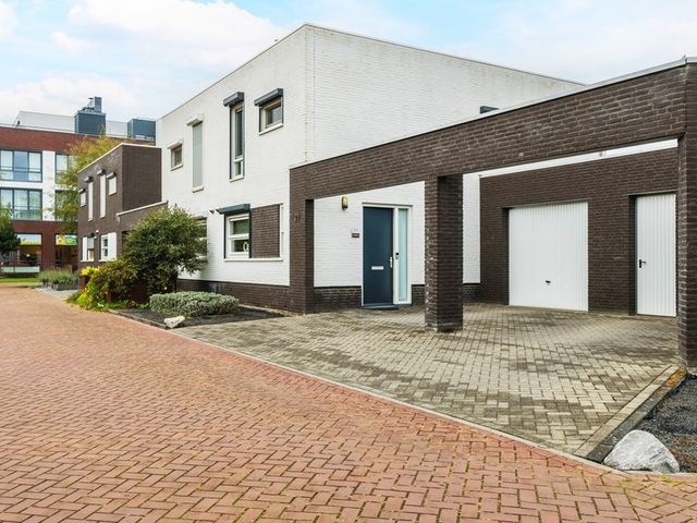 Thaalweg Oost 71, Echt