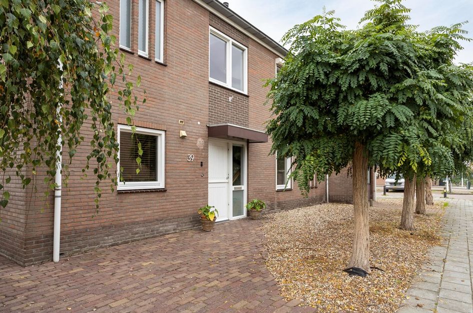 Koningin Julianastraat 39
