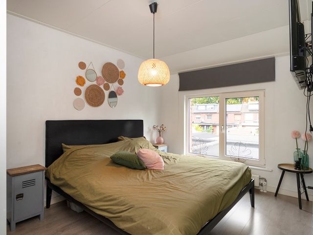 Edmond Jasparstraat 11, Sittard
