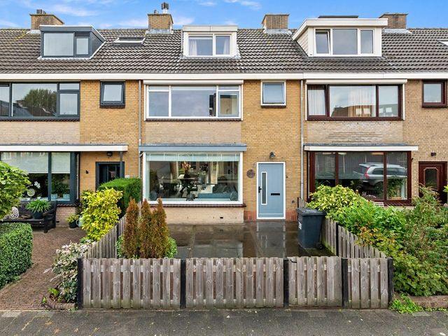 Spechtstraat 20, Maassluis