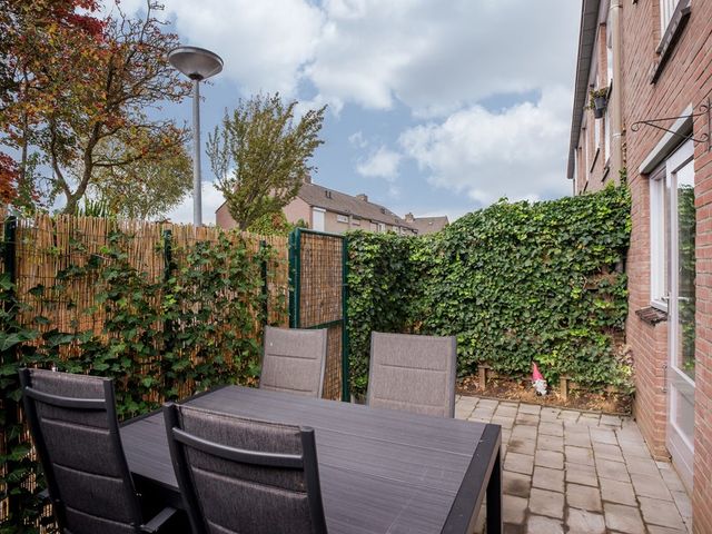 Planetenhof 48A, Maastricht