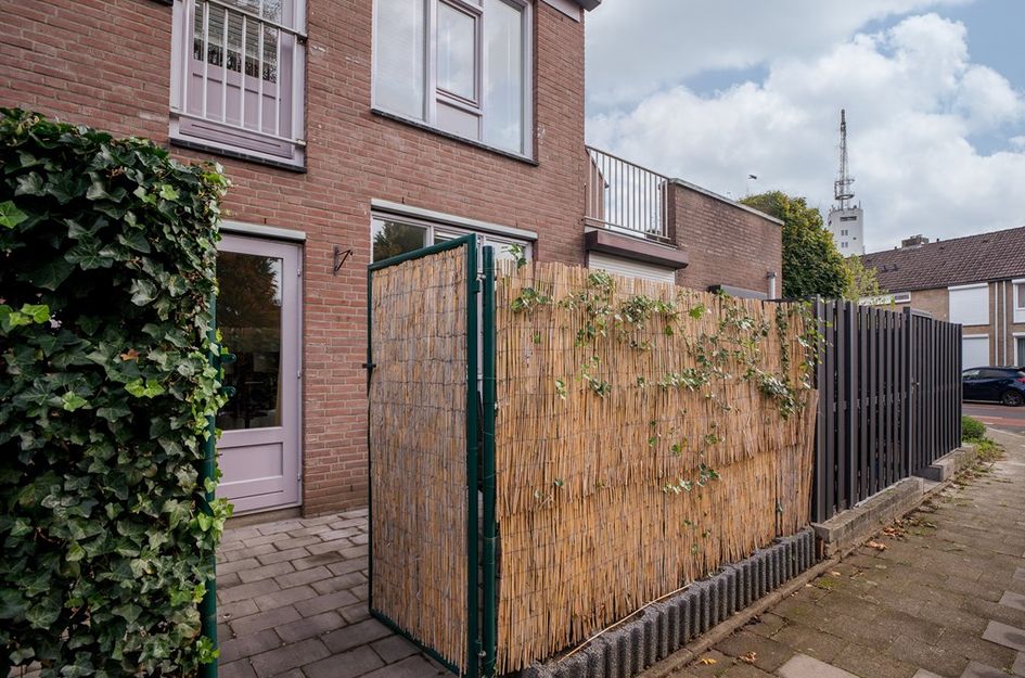 Planetenhof 48A