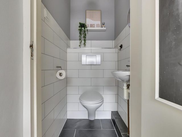 Koningin Wilhelminastraat 11, De Lier