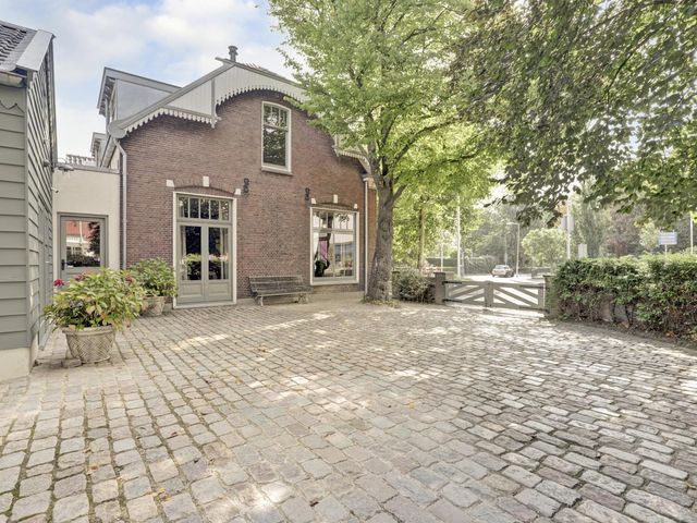 Hoofdstraat 5, De Lier