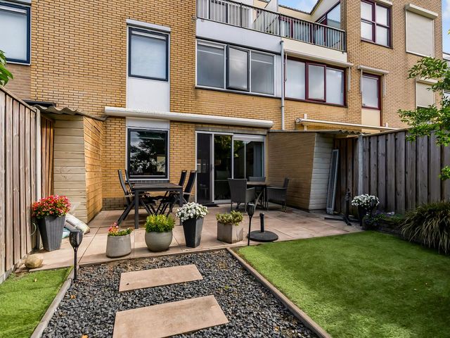 Eikenstraat 11, Almere