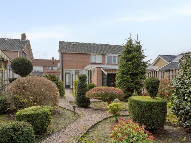 Fintstraat 5, Brakel