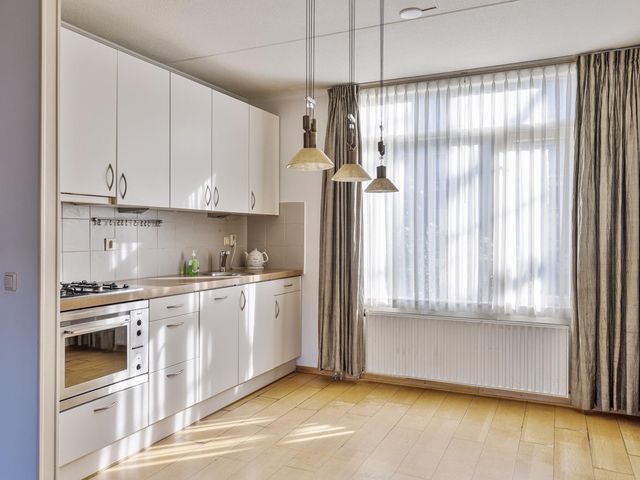 Julianastraat 13, Uden