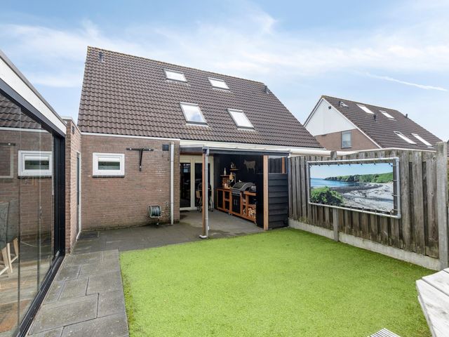 Wielewaalhof 83, Stadskanaal