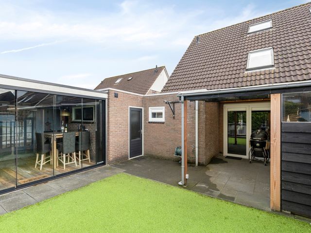 Wielewaalhof 83, Stadskanaal