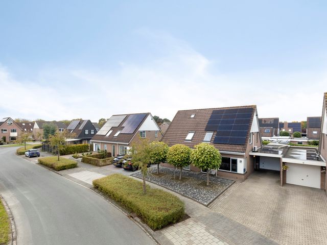 Wielewaalhof 83, Stadskanaal