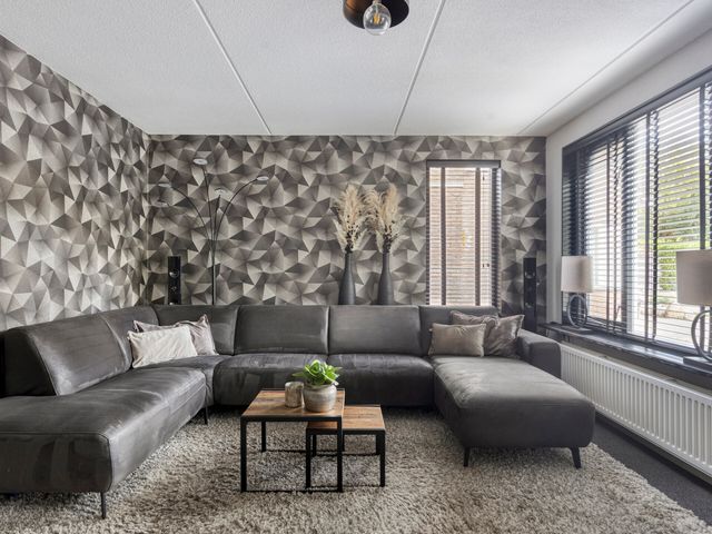 Wielewaalhof 83, Stadskanaal