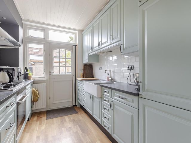 Leeuwerikstraat 5, Bleskensgraaf Ca